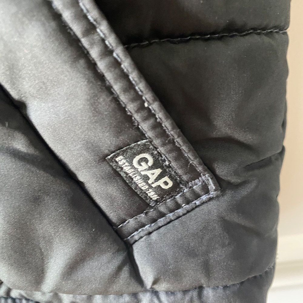 GAP KIDS BOYS VEST SIZE SMALL - Picture 2 of 8